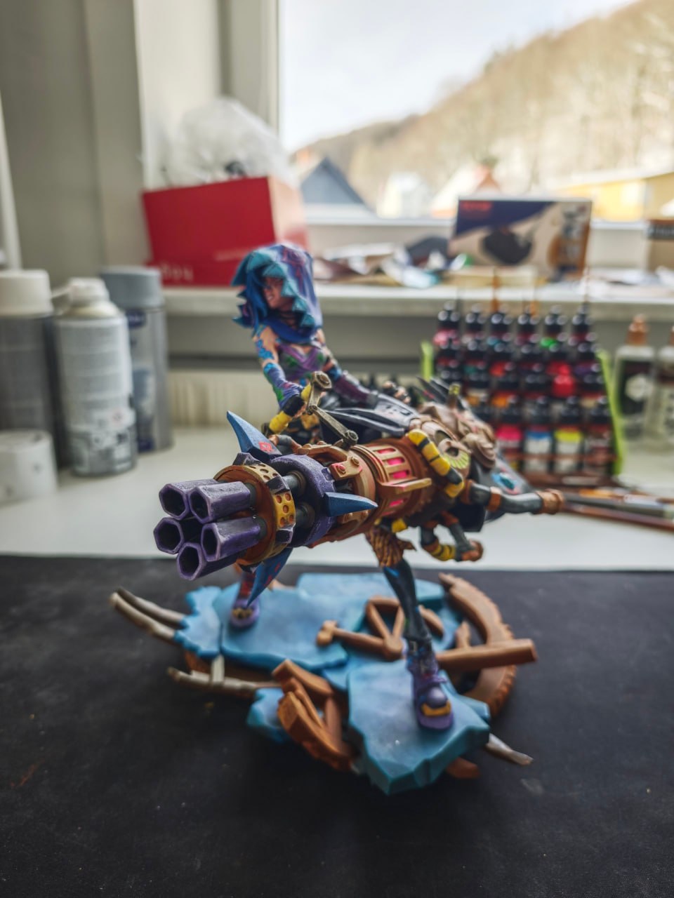 Malowanie figurek kolekcjonerskich – podstawowe techniki i triki dla początkujących